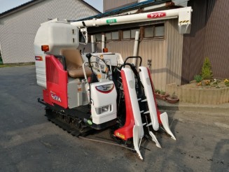 ヤンマー　コンバイン　Ee214