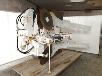 スガノ　溝掘機　D25CA
